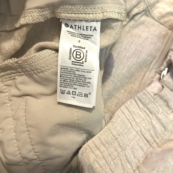 Athleta Voyager 7 inch Linen Shorts - Picture 7 of 7